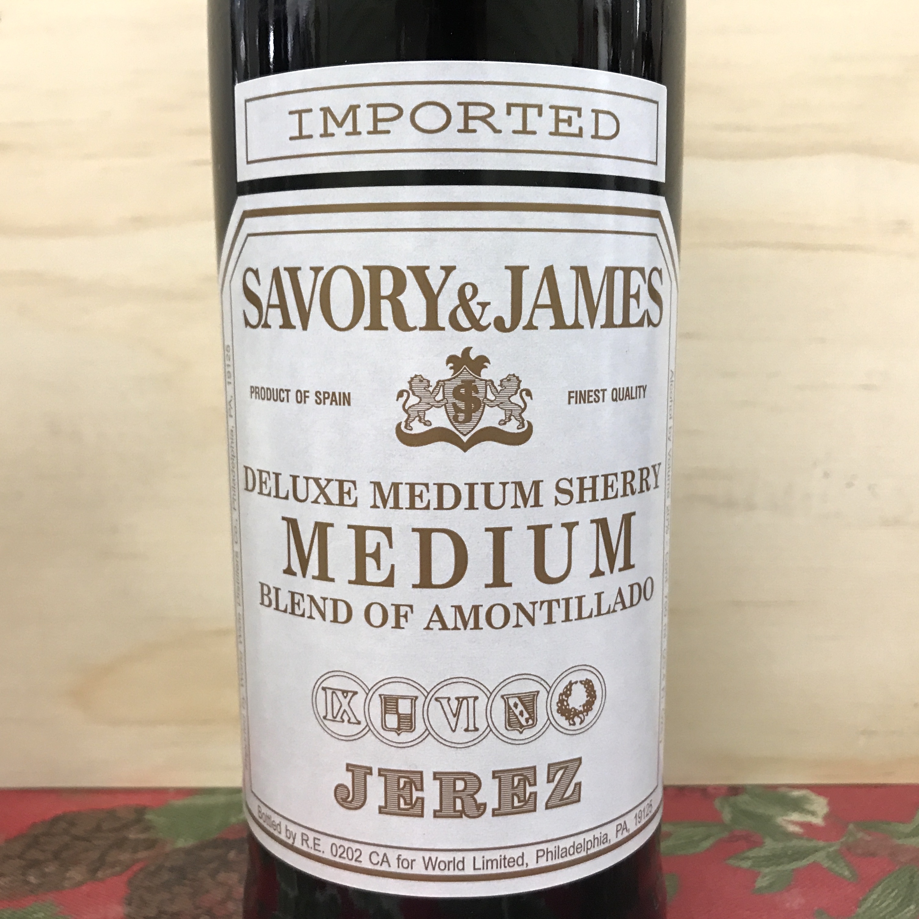 Savory & James Deluxe Medium Sherry