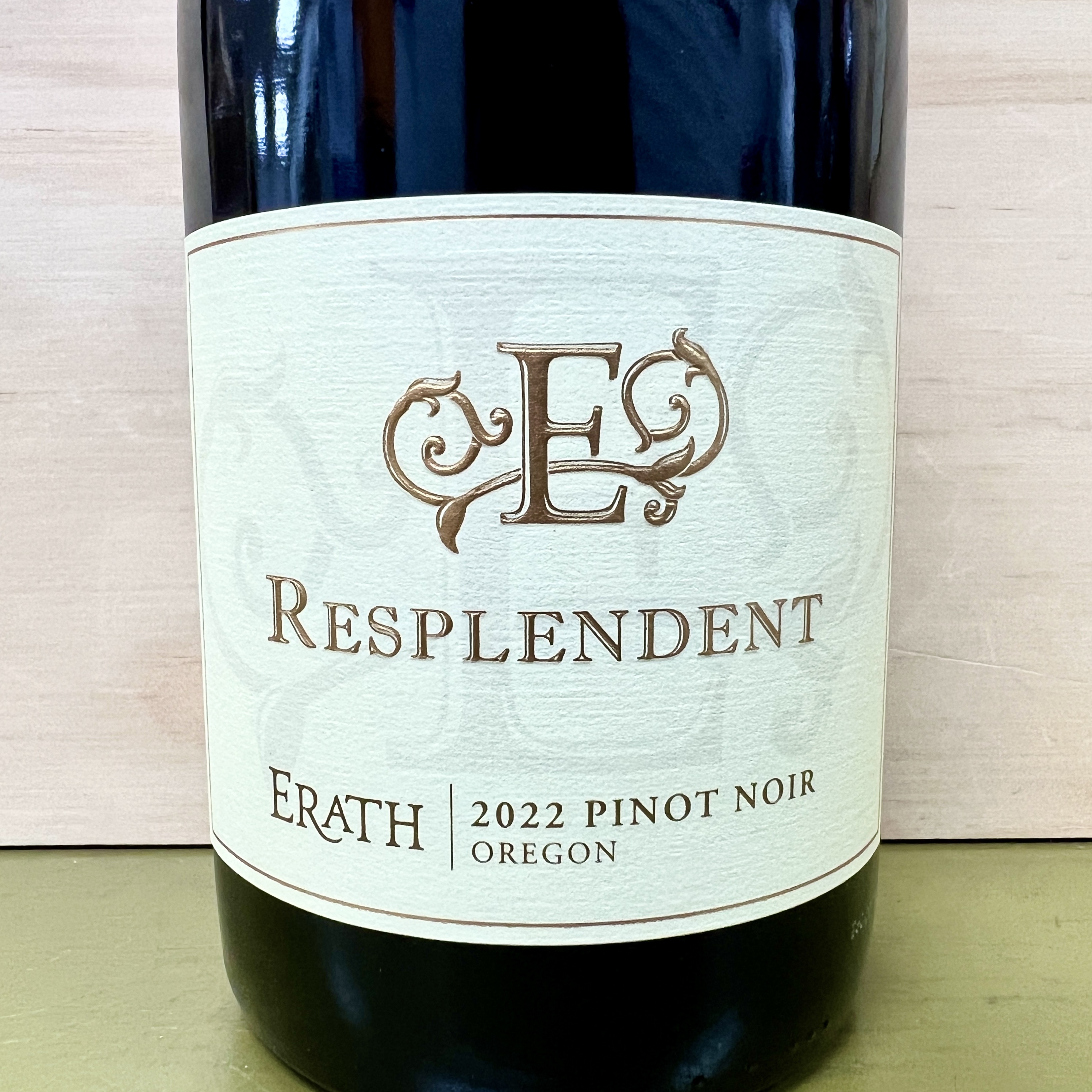Erath Resplendent Oregon Pinot Noir 2022