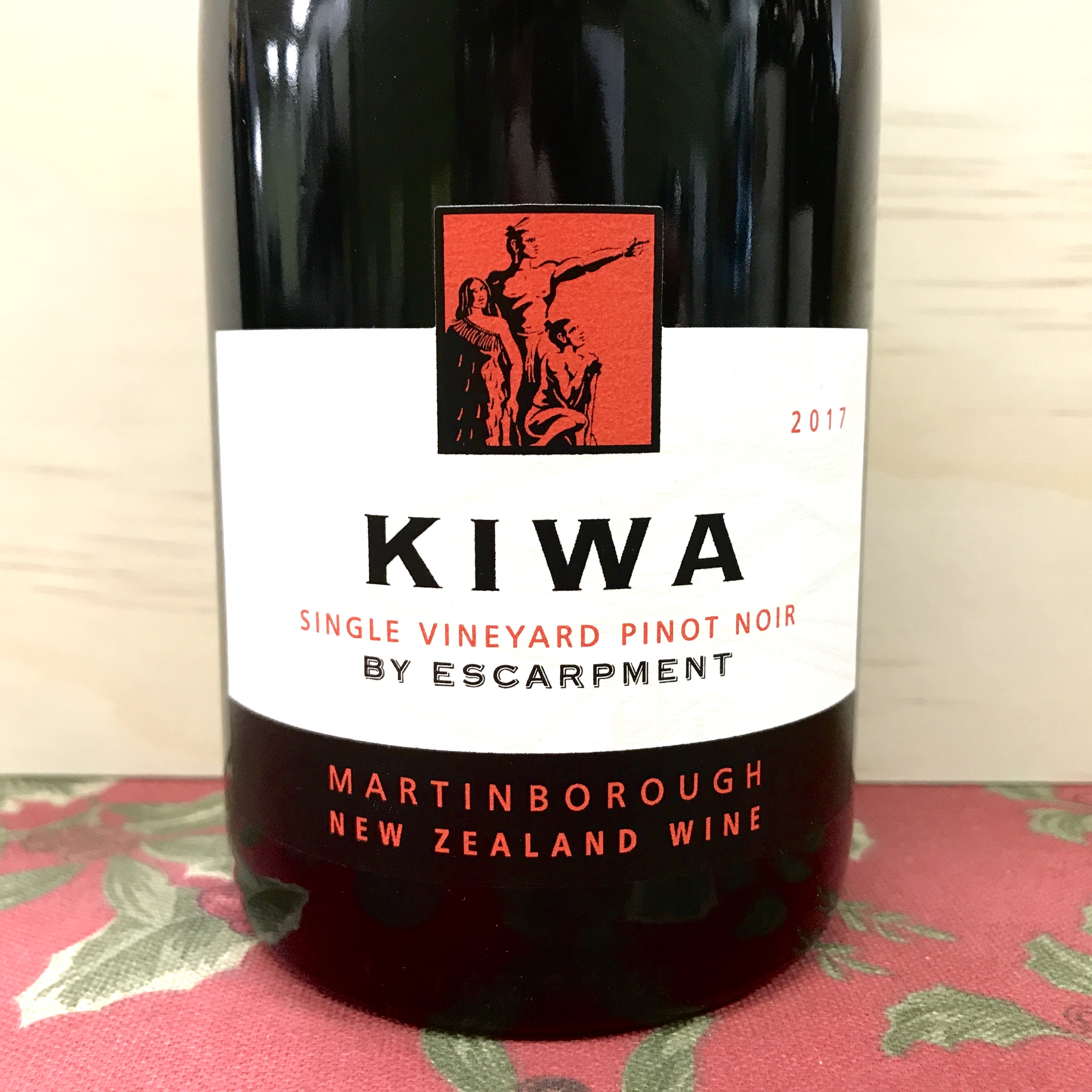 By Escarpment Kiwa Single vineyard Pinot Noir 2017