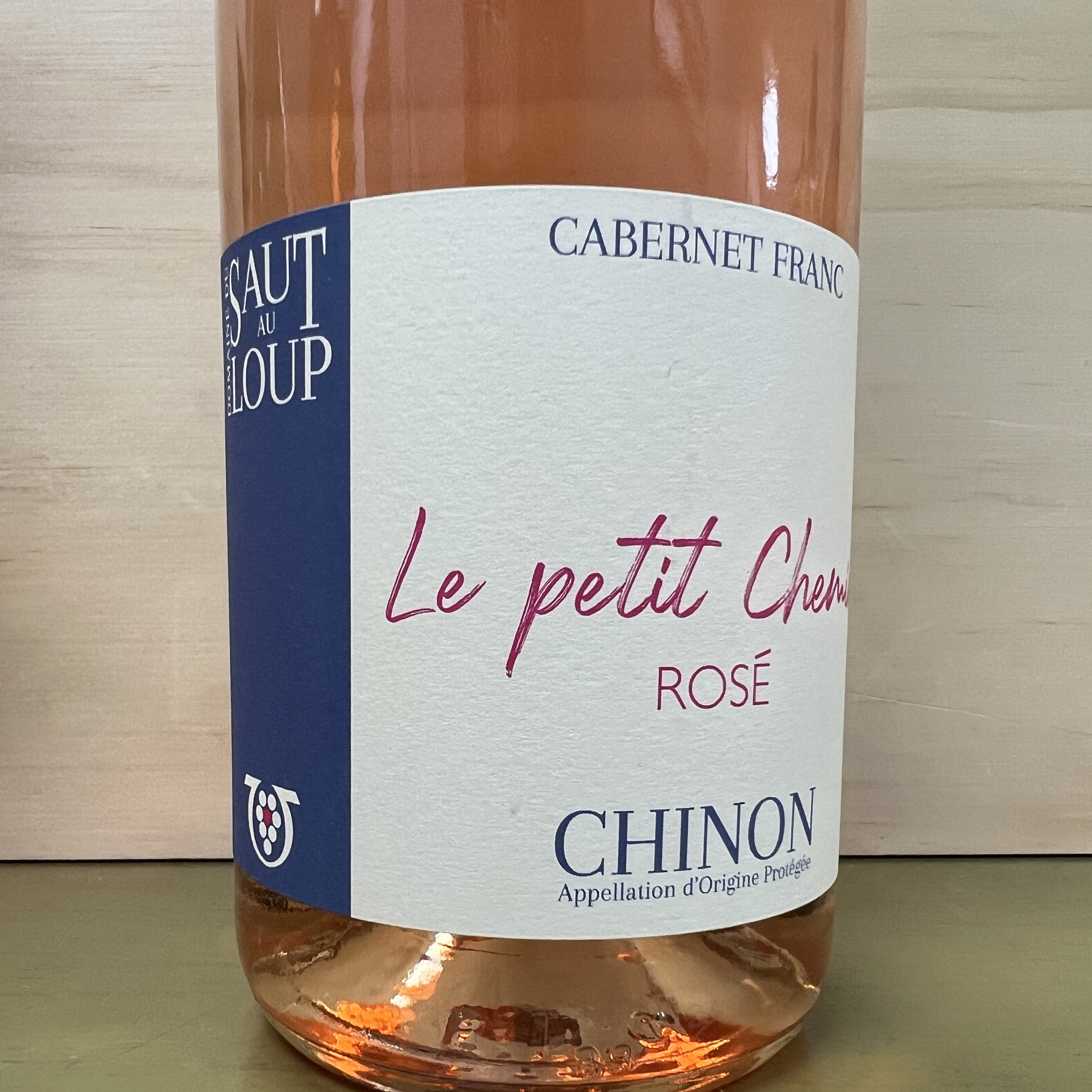 Dom. du Saut Au Loup Le petit Chemin rose of Chinon 2022