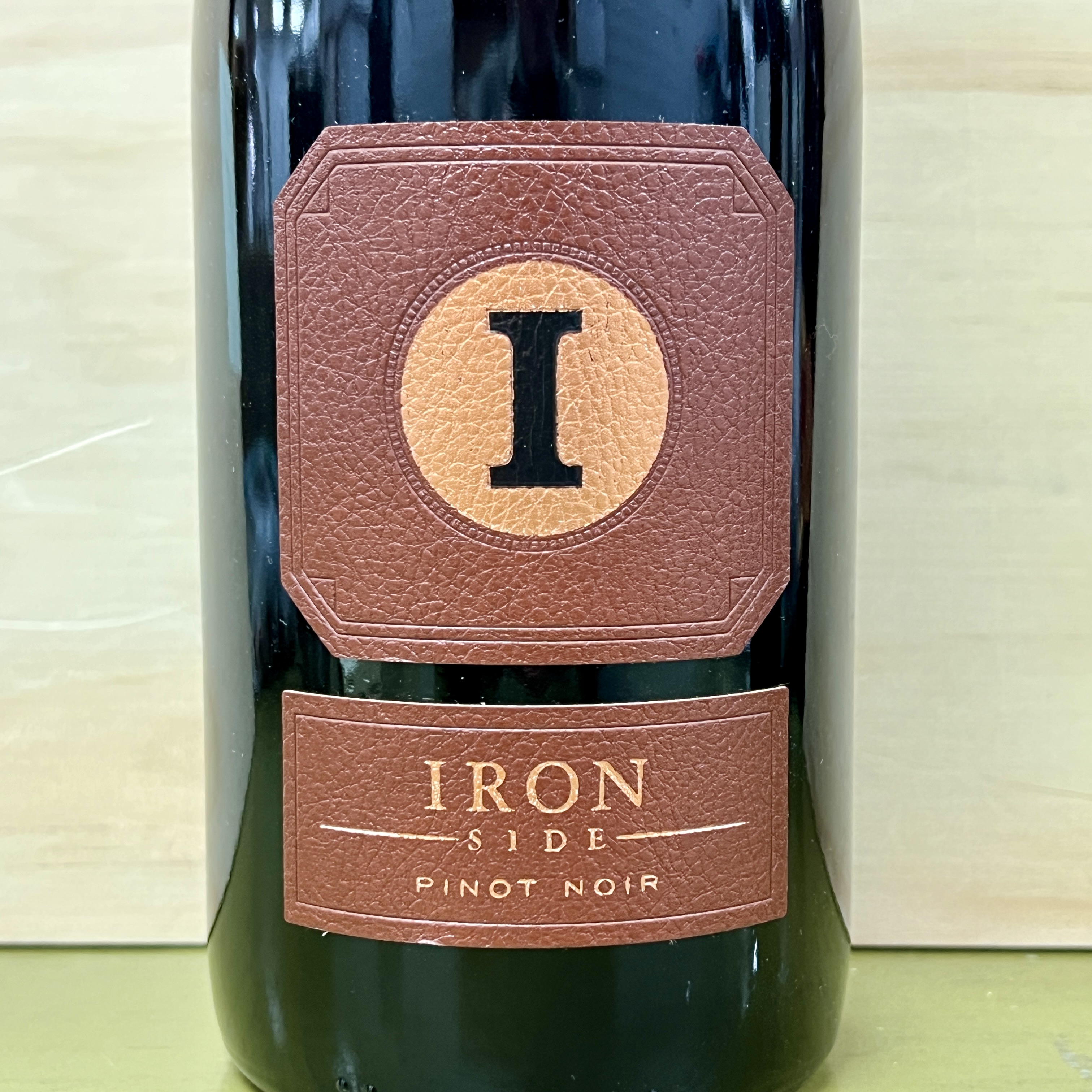 Ironside Pinot Noir California 2022 - Click Image to Close