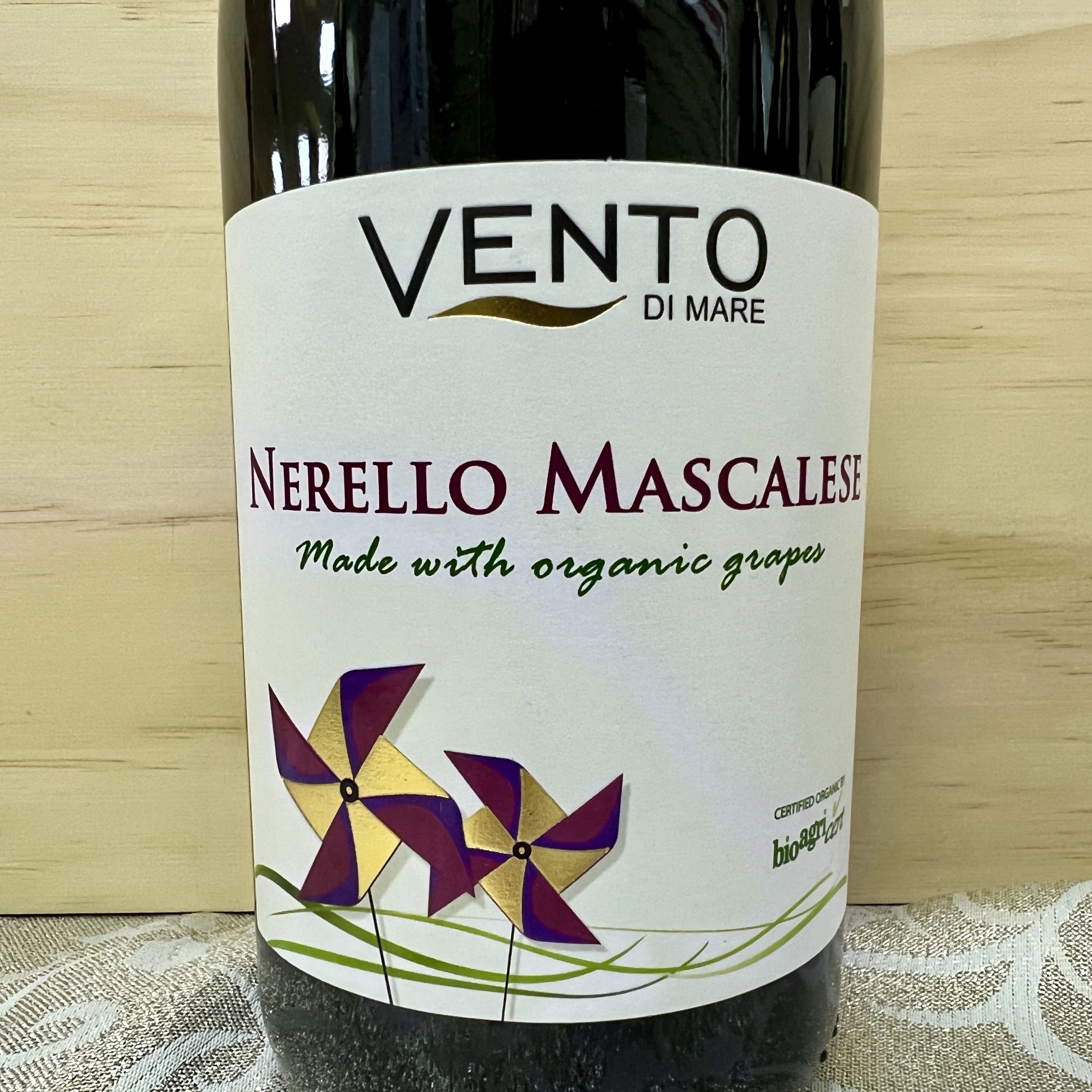 Vento di Mare Nerello Mascalese made with organic grapes 2019
