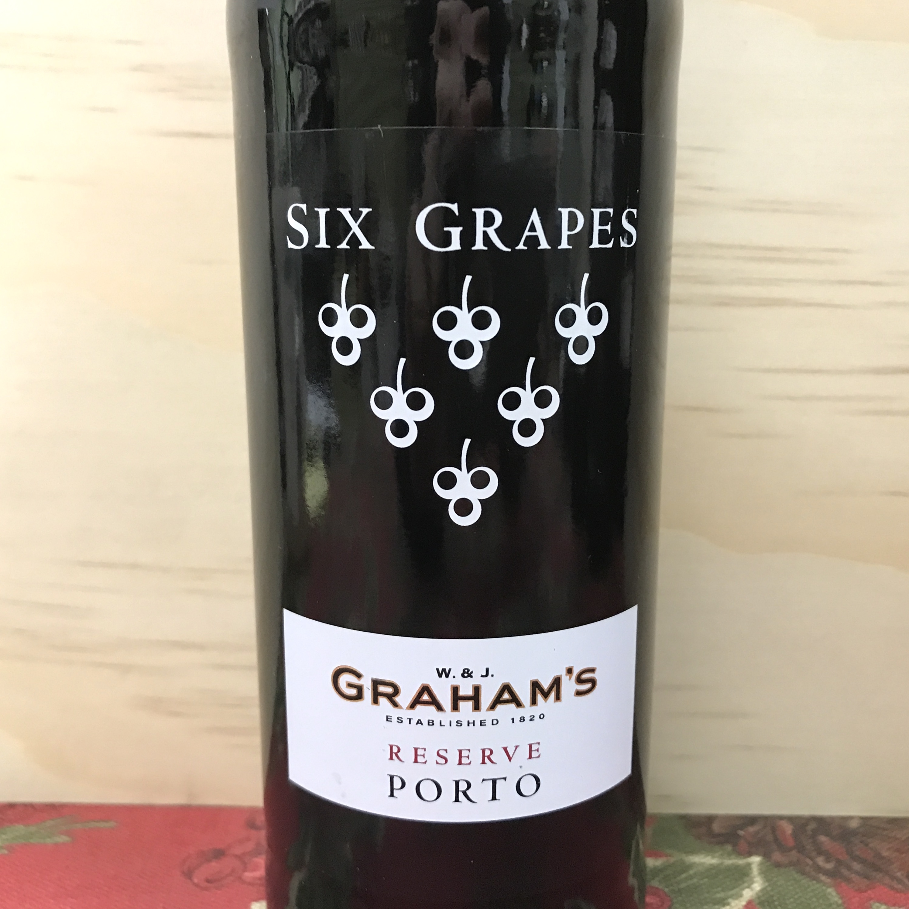 Graham\'s Six Grapes Reserve Port 375 ml