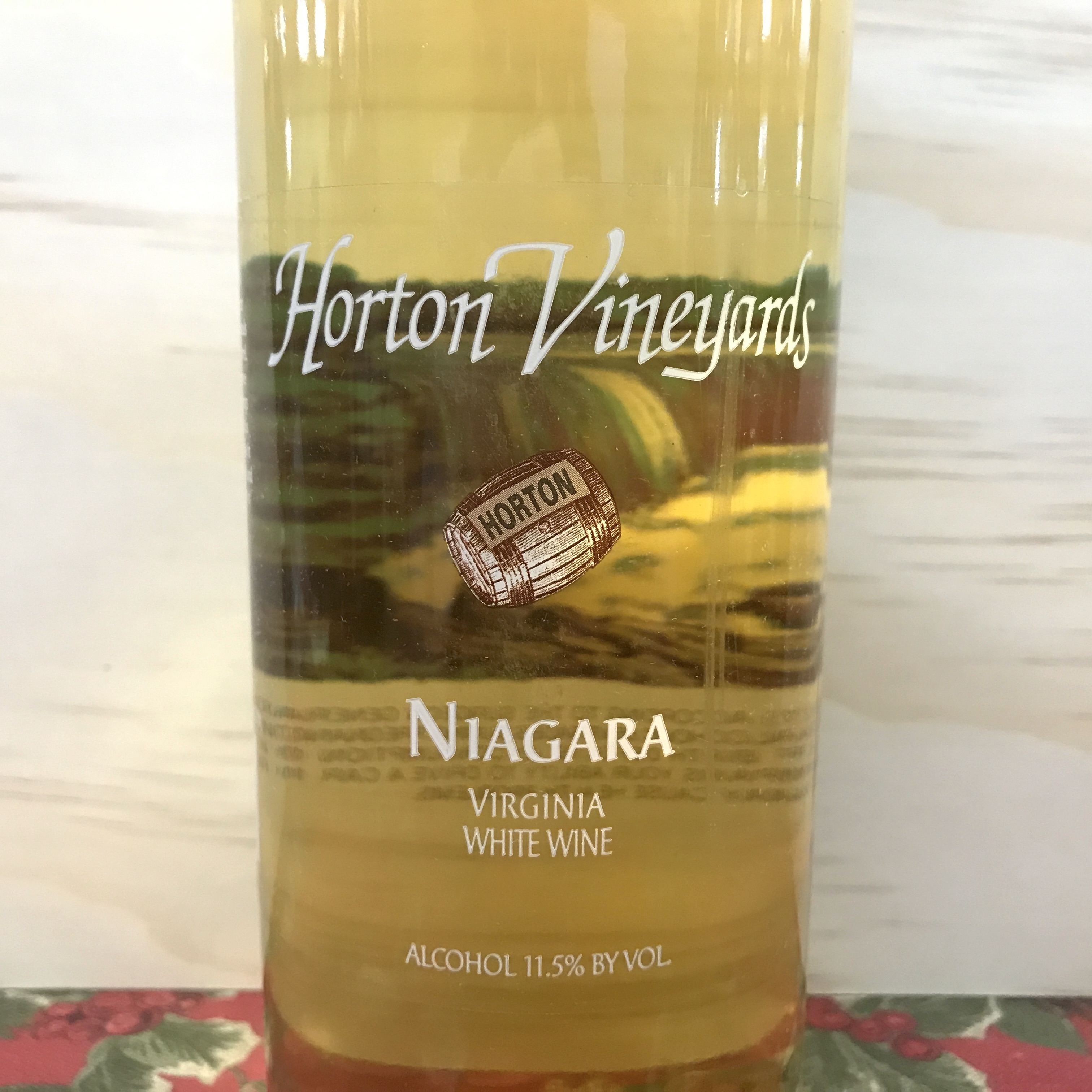 Horton Vineyards Niagra sweet white wine NV