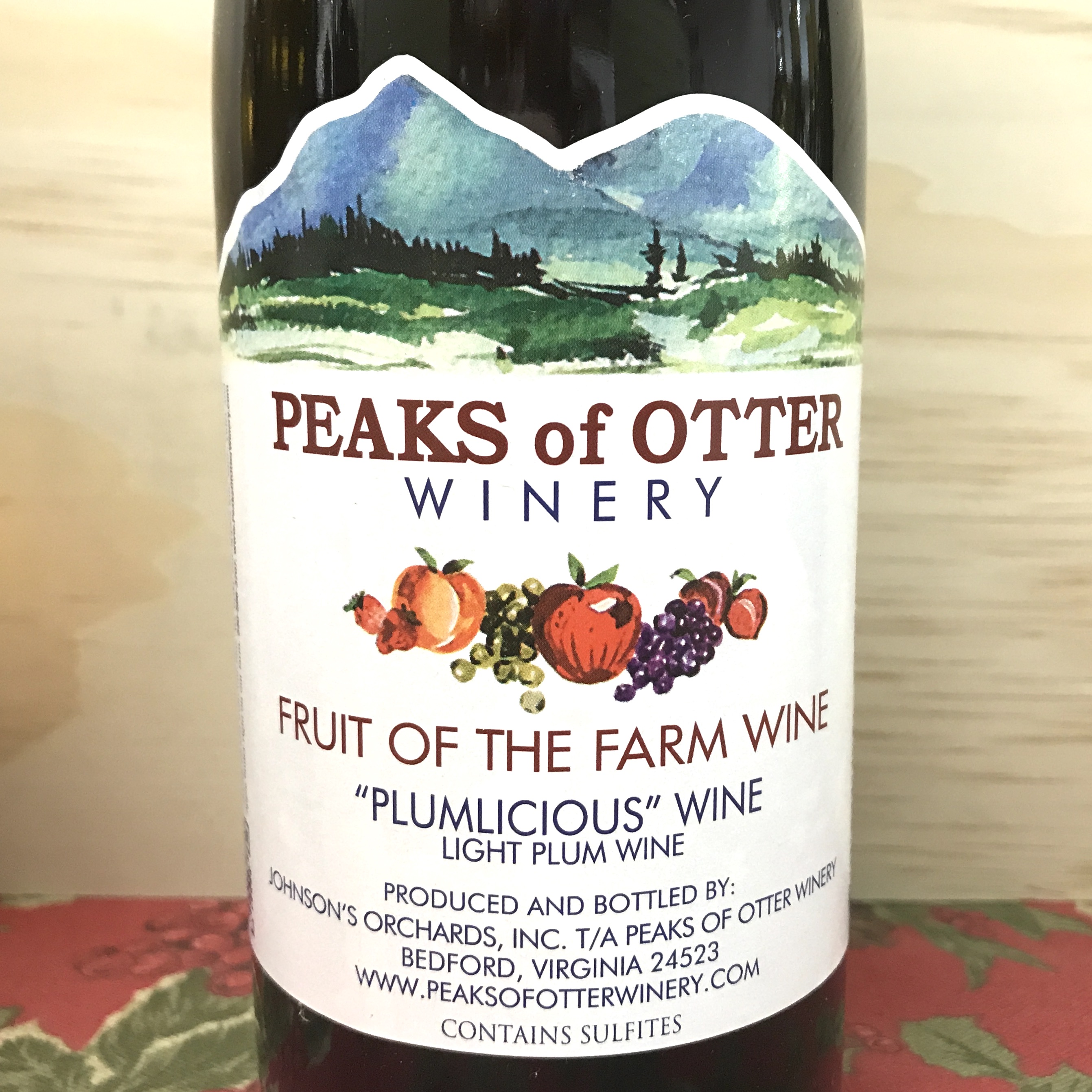 Peaks of Otter Plumlicious Light Plum Wine